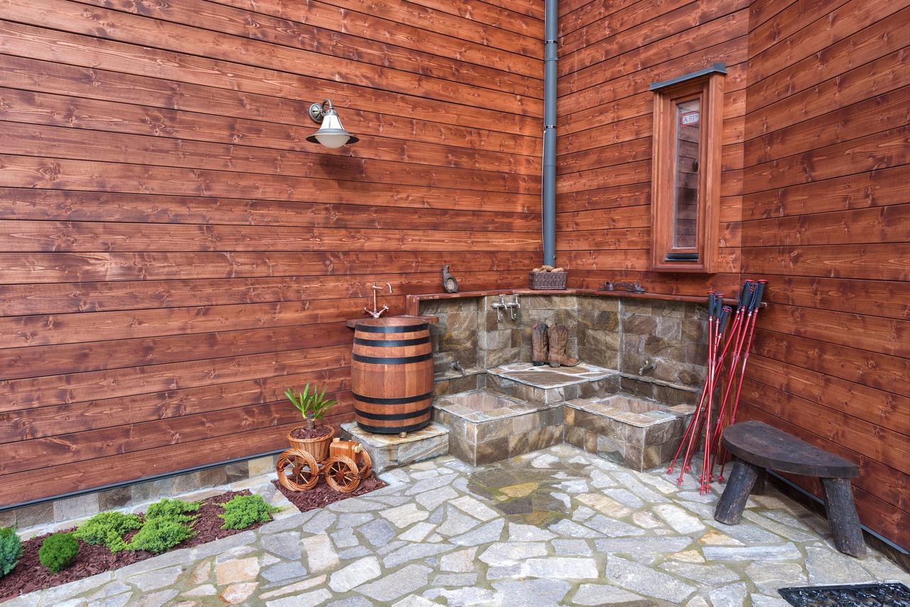 Pinus Villas Lodge With Private Jacuzzi & Phyto-Sauna Retreat Zheleznitsa Exteriör bild
