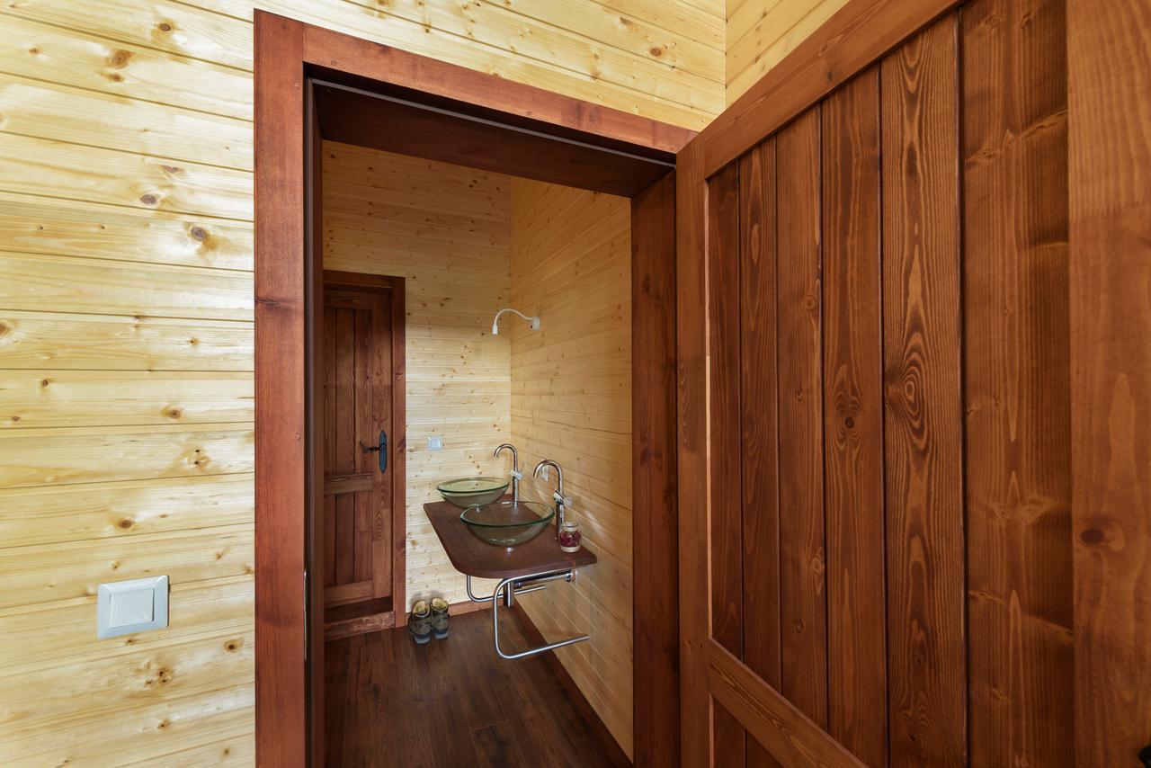 Pinus Villas Lodge With Private Jacuzzi & Phyto-Sauna Retreat Zheleznitsa Exteriör bild