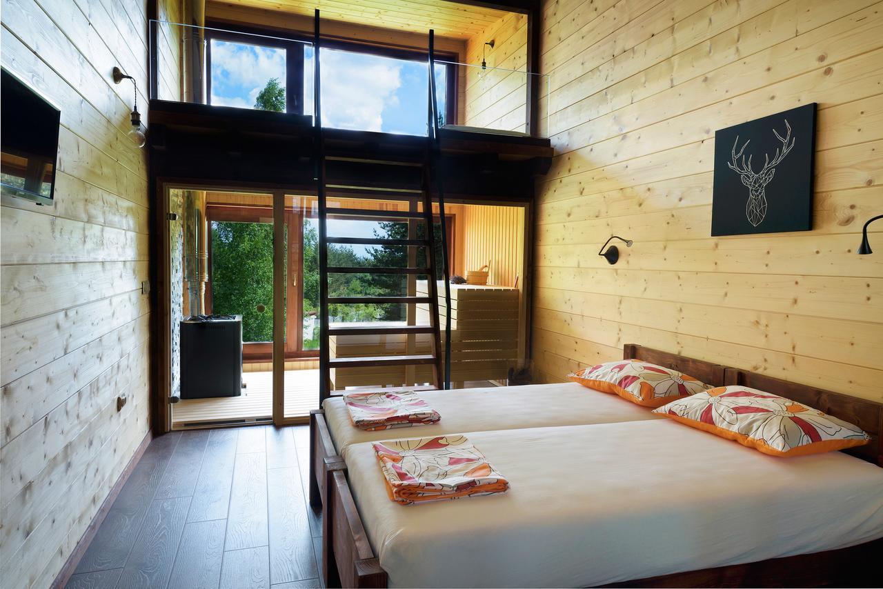 Pinus Villas Lodge With Private Jacuzzi & Phyto-Sauna Retreat Zheleznitsa Exteriör bild